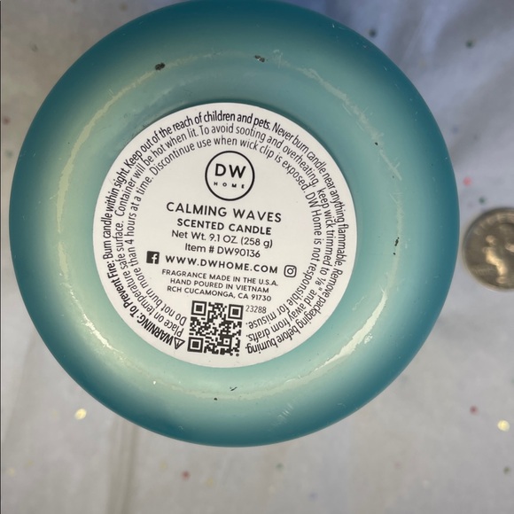 DW Home Calming Waves Candle - Aqua - Picture 2 of 3